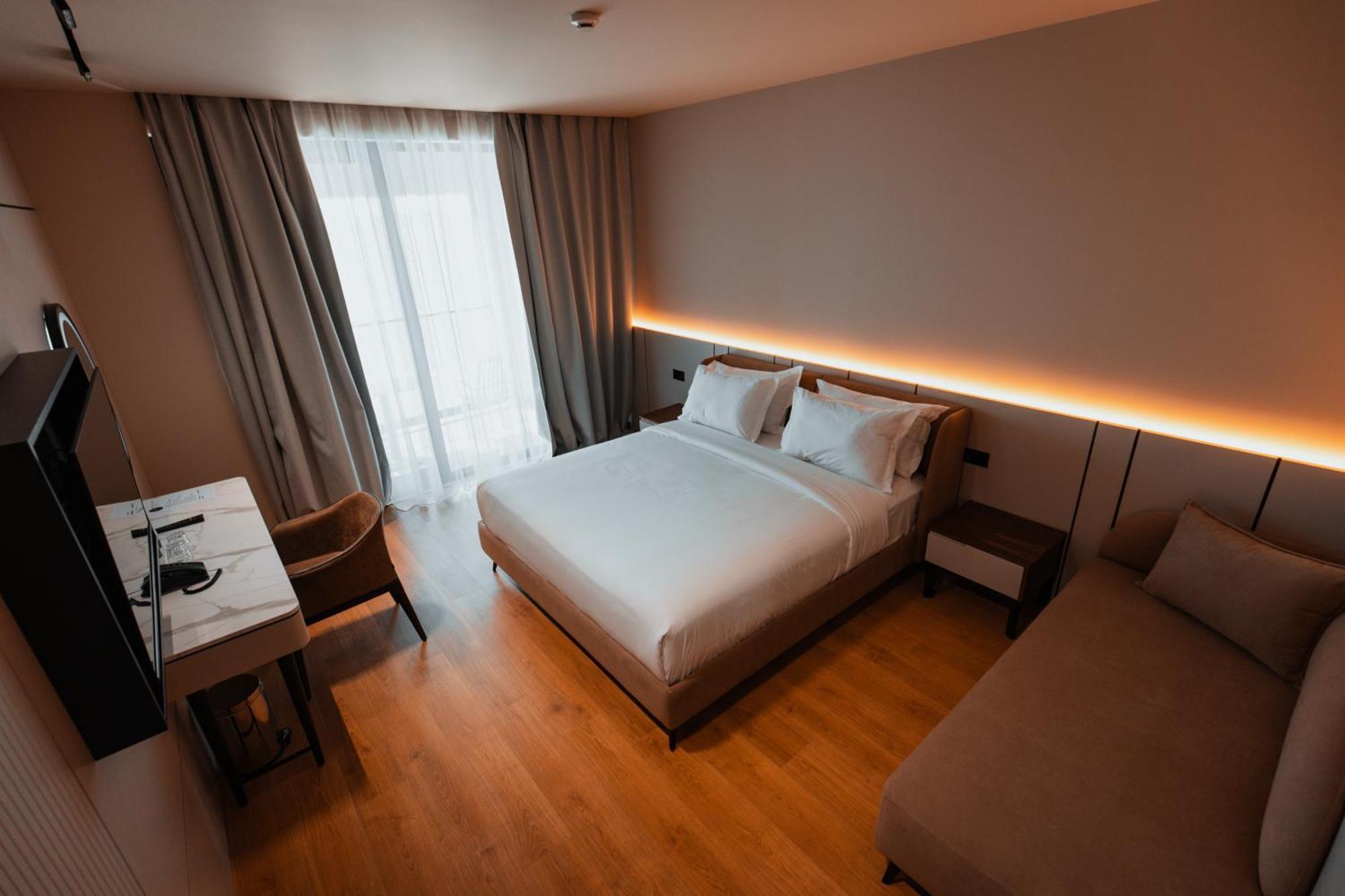 Hotel Royal G Deluxe Škalngur Zewnętrze zdjęcie