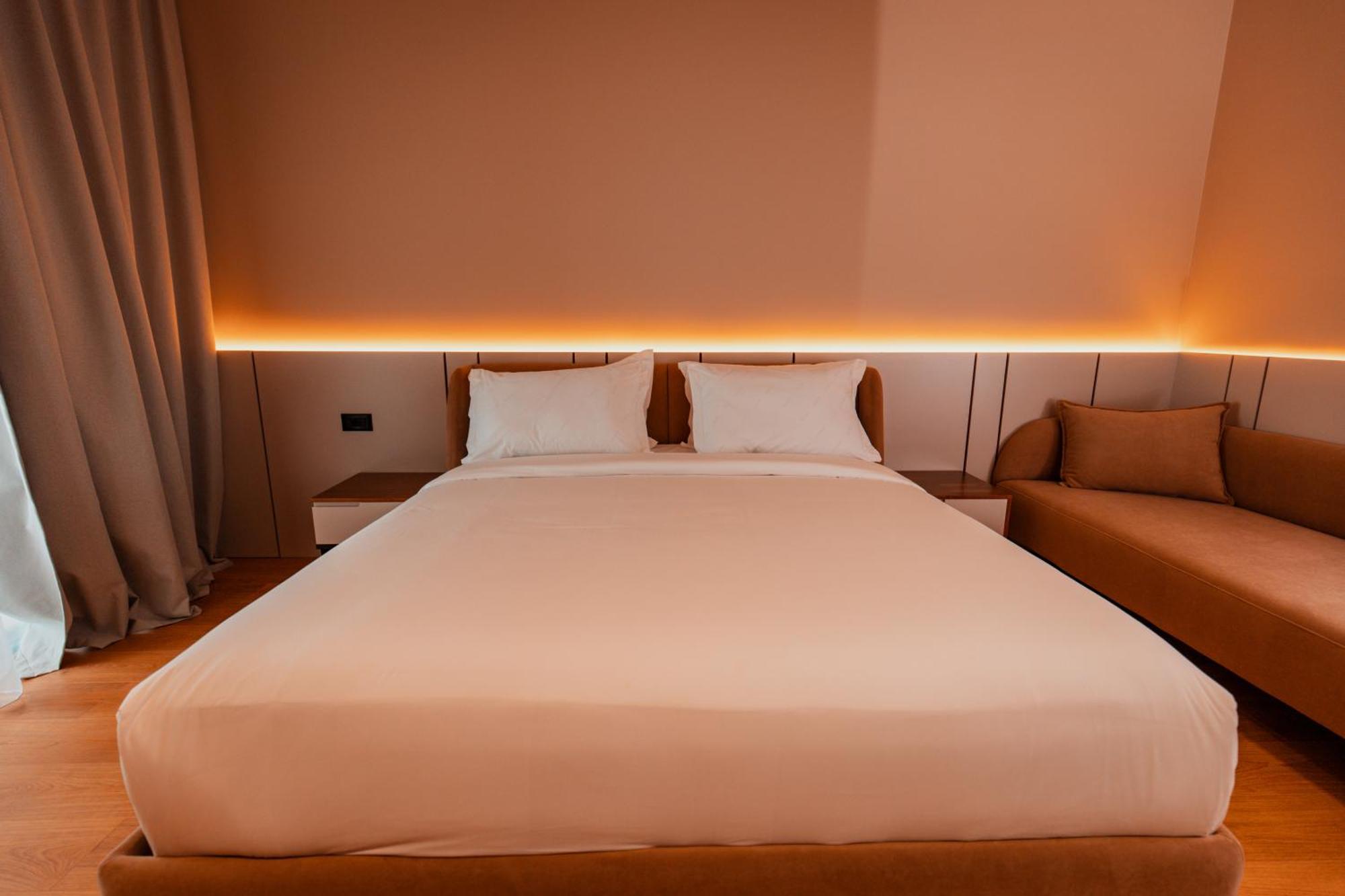 Hotel Royal G Deluxe Škalngur Zewnętrze zdjęcie